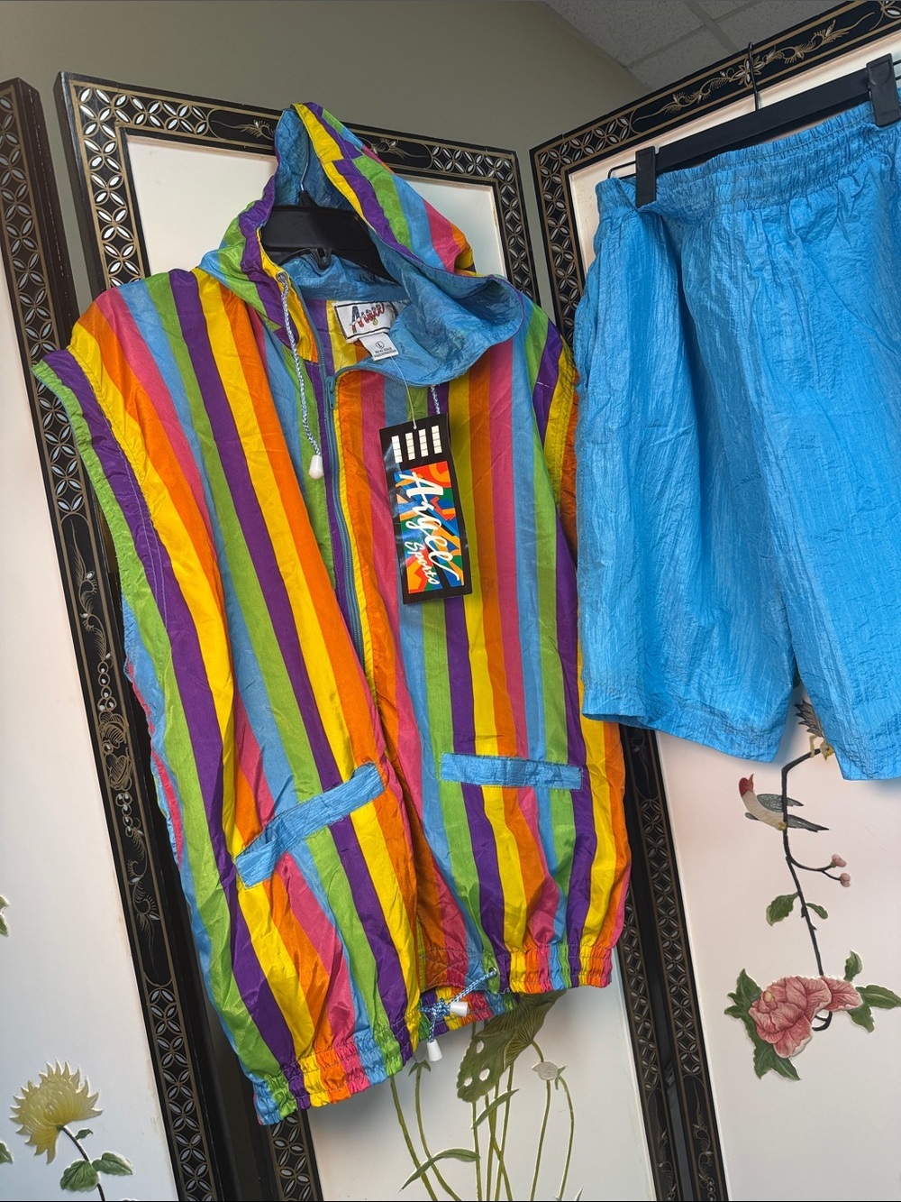 Vintage-Inspired Men’s Multicolor Striped Hooded Vest - By ARGEE size large